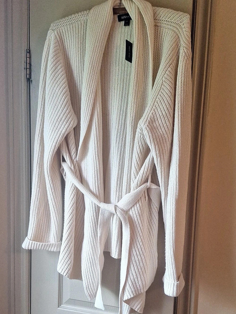 RW&CO. Knit Belted Cardigan in Cream Size Medium NWT
